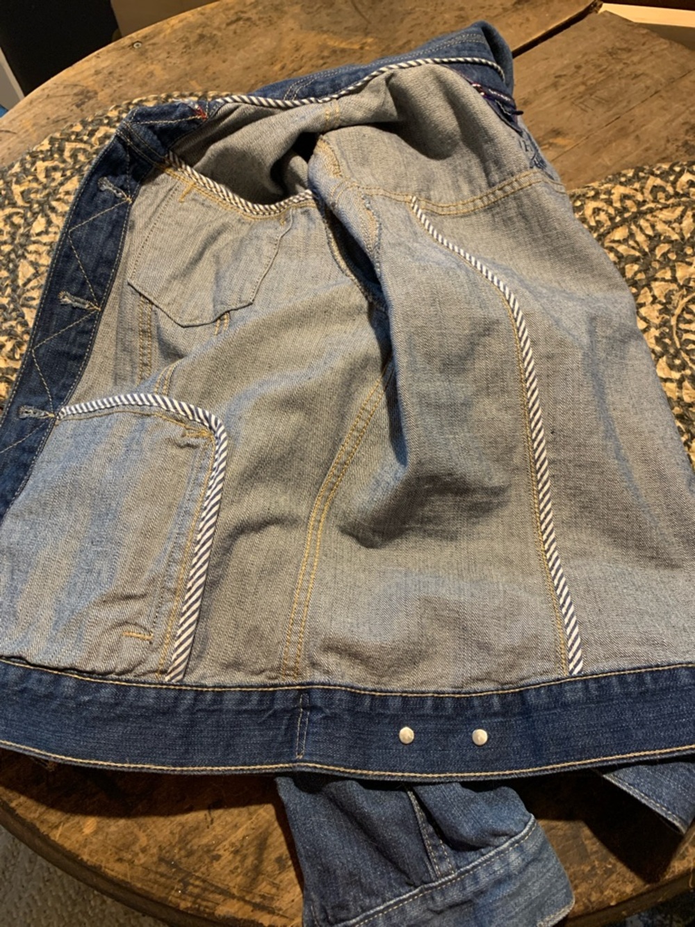 Tommy Hilfiger Medium Blue Denim Trucker Jacket - 100% Cotton - Picture 8 of 13